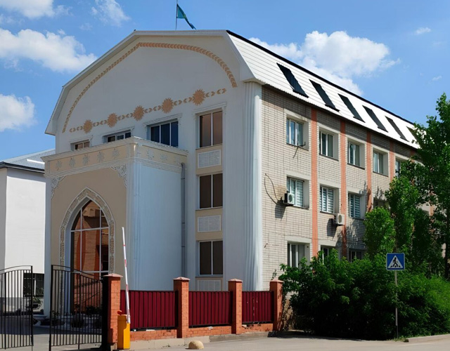 拜什夫大学